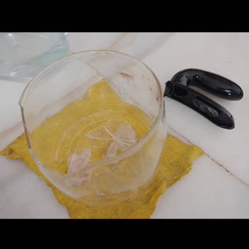 Elektrikli Çaycı Demlik Kulpu Kırıldı, İade Talebime Dönüş Yapılmıyor