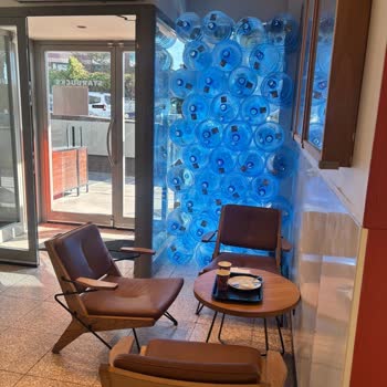 Starbucks Kartal Şubesinde Uzun Süredir Devam Eden Hijyen Ve Bakım Sorunları