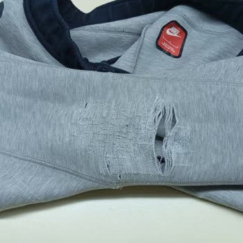 Nike Air Force Ve Eşofman Kısa Sürede Yıprandı Müşteri Hizmetleri Çözüm Sunmadı