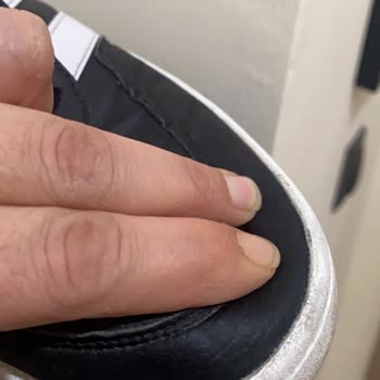 Garanti Kapsamındaki Ayakkabımın Değişimi Reddedildi, Mağaza Yardımcı Olmuyor