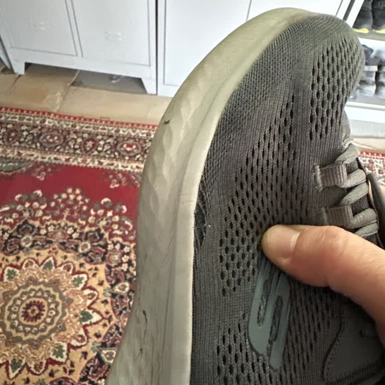 Garanti Kapsamındaki Ayakkabımın Açılması Sonrası Çözüm Sunulmadı