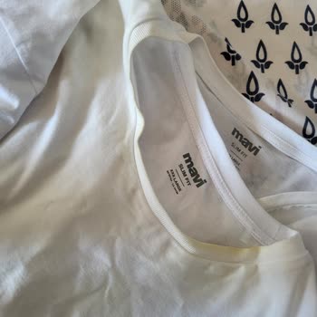 Parfümün Kıyafetlerde Kalıcı Leke Bırakması Ve Yetersiz Müşteri Hizmeti