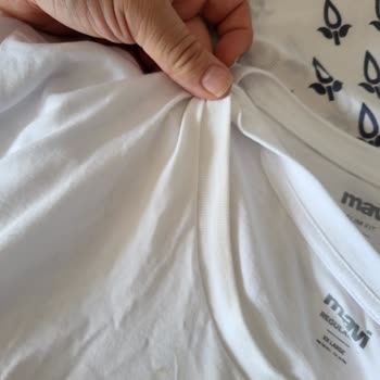 Parfümün Kıyafetlerde Kalıcı Leke Bırakması Ve Yetersiz Müşteri Hizmeti