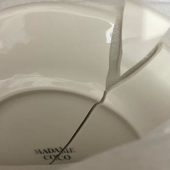 Kırık Gelen Yemek Takımı Ve Müşteri Hizmetlerine Ulaşamama Sorunu