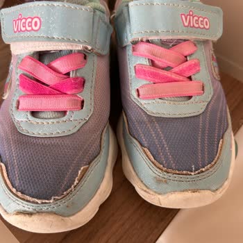 Kısa Sürede Soyulan Çocuk Ayakkabısı İçin Para İadesi Talebim