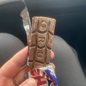 Son Kullanma Tarihi Geçmemiş Nestle Crunch Bozuk Çıktı, Değişim Talebi