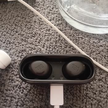 JBL Wave Buds Kulaklıklarımda Teknik Sorun Ve Yedek Parça Talebi