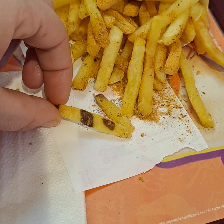 Popeyes Adana Şubesinde Eksik ve Bozuk Ürünlere Çözüm Sunulmadı