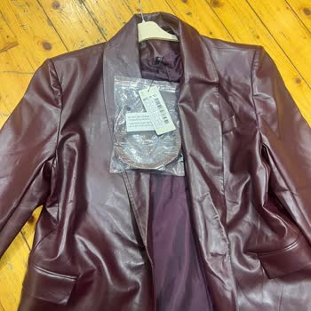 Yanlış Beden Ceket Teslimatı Ve Müşteri Hizmetlerinden Çözüm Alamadım