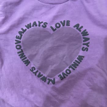 İlk Yıkamada Deseni Dökülen Çocuk Takımı İçin Değişim Talebi