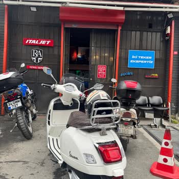 Vespa GTS 300'de Sürekli Fren Sorunu Ve İlgisiz Servis