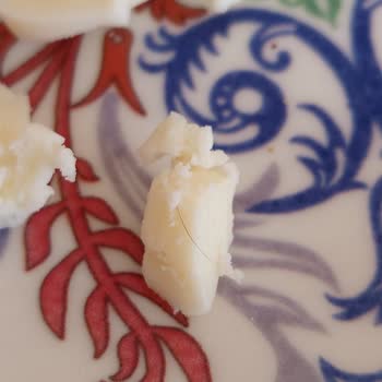 Kaşar Peynirinden Kıl Çıktı, Açıklama Ve Ürün Değişimi Talep Ediyorum