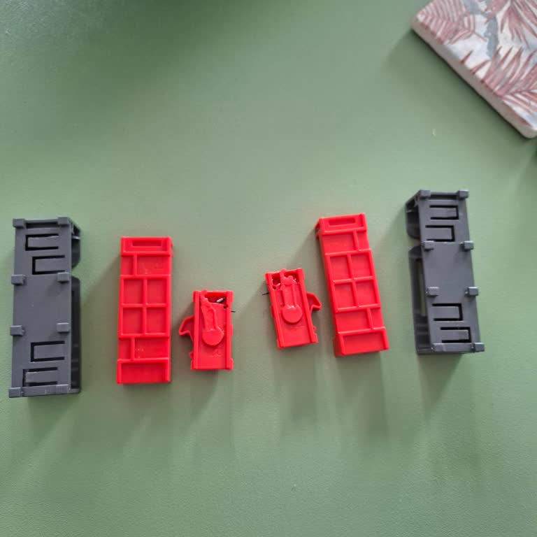 Çekmece Rayları Kendi Kendine Kırıldı, Yedek Parça Bulamıyorum