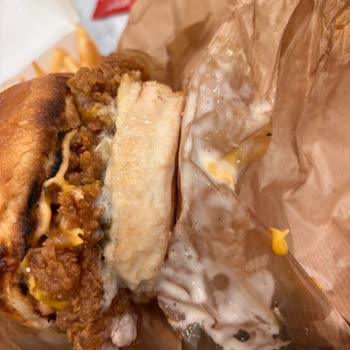 Islak Ve Soslu Hamburger İçin İade Talebim Reddedildi