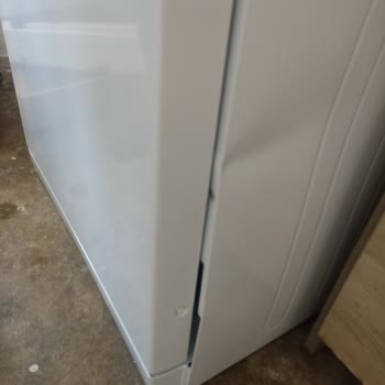 Teslim Edilen Bulaşık Makinesi Defolu Çıktı, Müşteri Hizmetlerinden Dönüş Alınamıyor