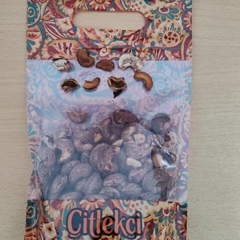 Çitlekçi Mağazasından Aldığım Kaju Ve Fındık Bayat Çıktı İnsan Sağlığı Tehlikede