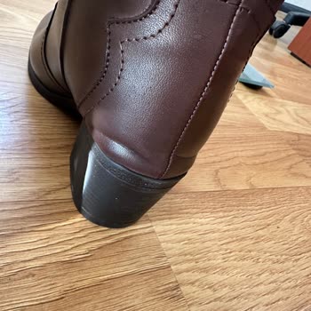 Gön Deri'den Hasarlı Bot Ve İlgisiz Mağaza Deneyimi: İade Talebim Reddedildi!