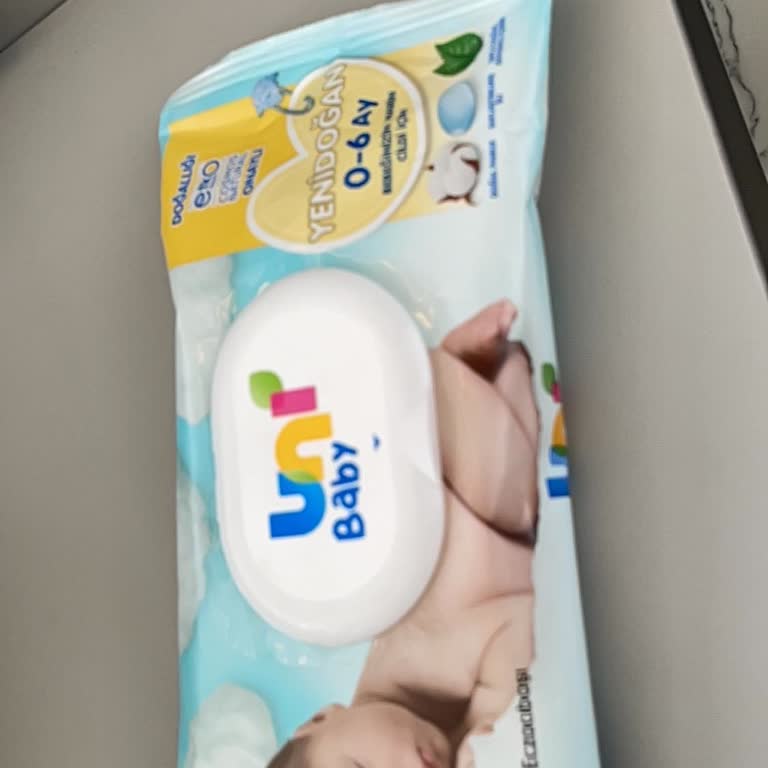 Yenidoğan Islak Mendilden Gelen Ağır Küf Kokusu Şaşırttı Ve Mağdur Etti