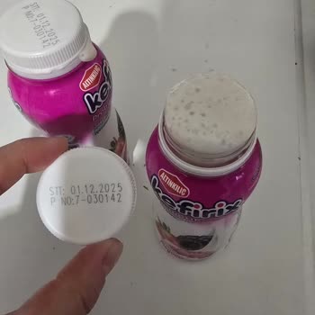 Son Kullanma Tarihi Geçmemiş Kefirde Köpürme Ve Ekşi Koku Sorunu