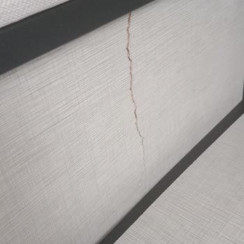 Kırık Baza Teslimatı Ve İlgisiz Müşteri Hizmetleri