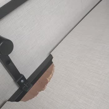 Kırık Baza Teslimatı Ve İlgisiz Müşteri Hizmetleri