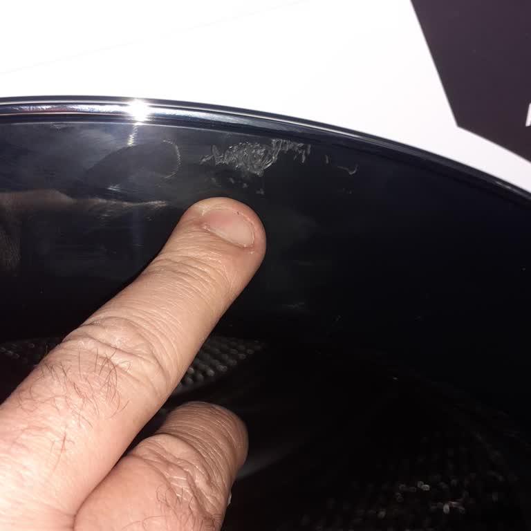 Yeni Alınan Kurutma Makinesinin Kapağında Hasar Çıktı, Çözüm Bekliyorum