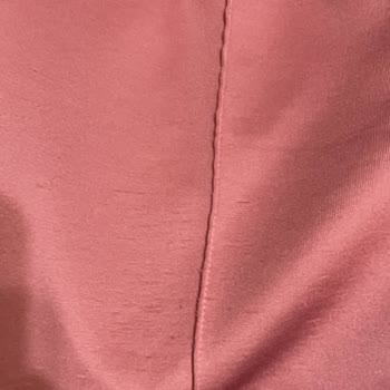 Satın Aldığım Eşofmanda İlk Kullanımda Kumaş Çekilmesi Ve Deformasyon Oluştu