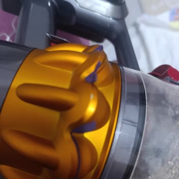 Garanti Kapsamındaki Dyson Süpürgemde Görsel Sorunlar Ve Yetersiz Destek