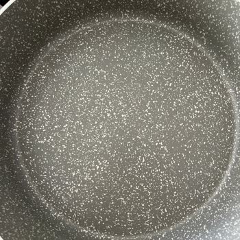 Kısa Sürede Deforme Olan Granit Tencere Seti Ve İlgisiz Mağaza Yaklaşımı