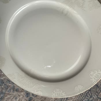 Kırık Ve Defolu Ürünlerin Değişimi İçin Mağduriyet Yaşıyorum