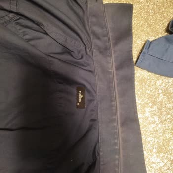 Kısa Sürede Deforme Olan Gömlekler İçin Değişim Talebi