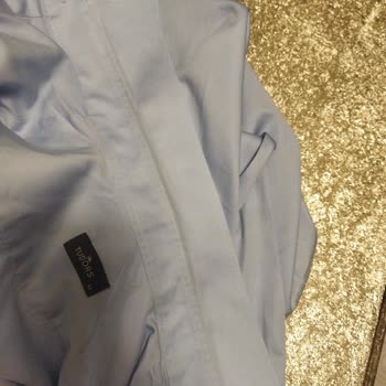 Kısa Sürede Deforme Olan Gömlekler İçin Değişim Talebi