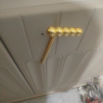 Hedef AVMden Alınan Yatak Odası Takımında Eksik Ve Arızalı Parçalar Teslim Edilmiyor