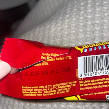 Ülker Çikolatalı Gofretin Tadı Ve Dokusu Beklenenden Farklı Ve Kötüydü