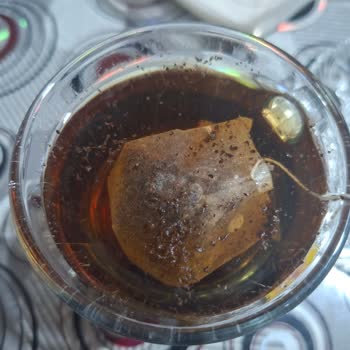 Çaykur Poşet Çaylar Sıcak Suda Hemen Parçalanıyor