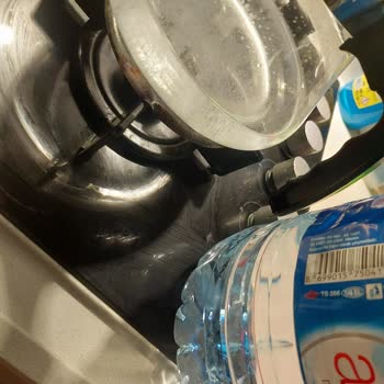 Abant Su'nun 5 Litre Şişelerinde Tad Değişikliği Ve Beyaz Tortu Sorunu