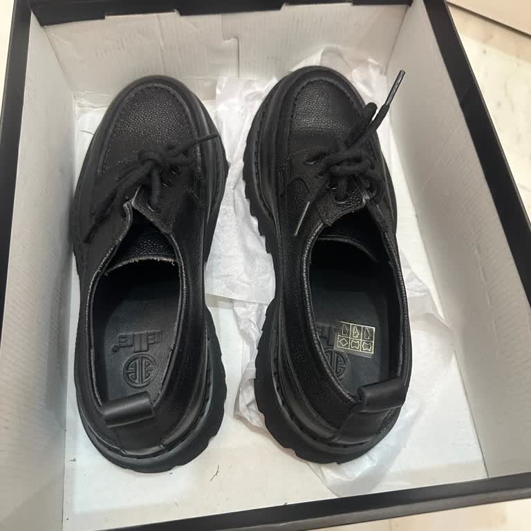 Yanlış Gönderilen Ayakkabı Ve İlgisiz Müşteri Hizmetleri