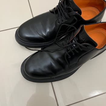 Greyder Bir Günlük Ayakkabı Kullanımında Büyük Hayal Kırıklığı!