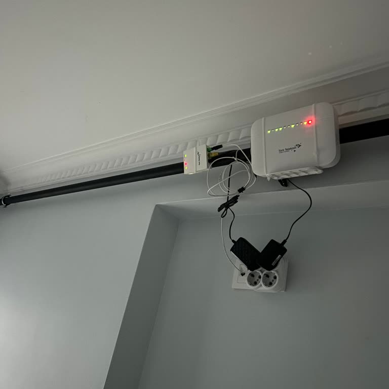 Yan Bina Yıkıldı, İnternetim Günlerdir Kesik: Mağduriyetim Giderilmiyor!