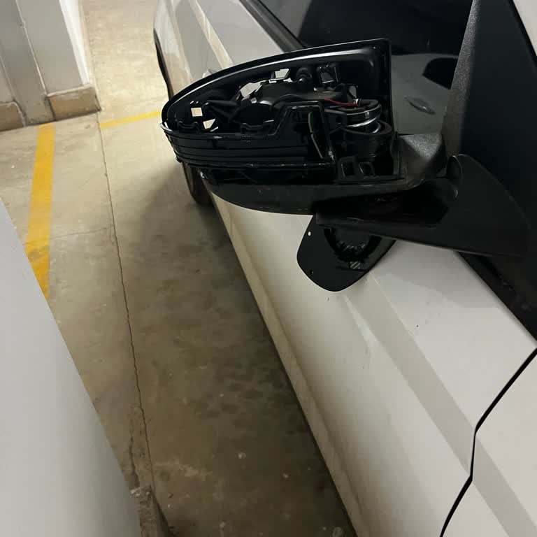 Hyundai Bayisinde Kaza Sonrası Onarımda Uzayan Eksper Ve Parça Süreci Mağduriyeti