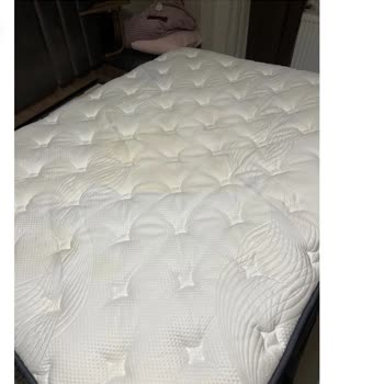 Yatsan Yatakta Geçmeyen Kimyasal Koku Ve Sararma Mağduriyeti