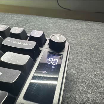 Aldığım Gaming Klavyede Çizik Ve Şarj Sorunu, Değişim Talebim