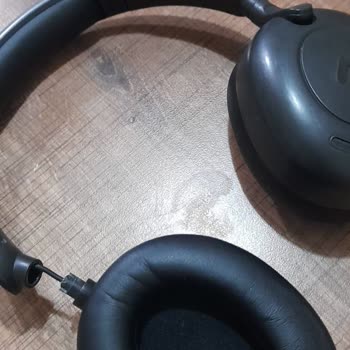 Havit Kulaklığın Menteşe Kısmı Normal Kullanımda Aniden Kırıldı