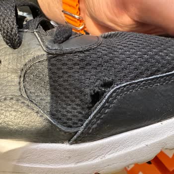 Kısa Sürede Aşınan Nike Ayakkabımın Garanti Talebi Reddedildi