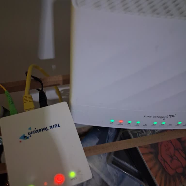 6 Gündür Mahallece İnternetsiziz, Kimse Sorunu Çözemiyor!