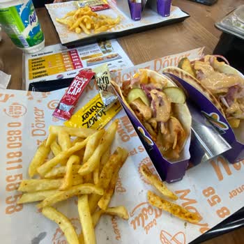 Maydonoz Dönerde Çiğ Tavuk Nedeniyle Yaşadığım Hijyen Endişesi