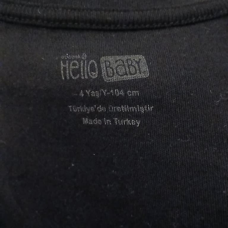 Yıkamada Boyası Çıkan Çocuk Badi Cildimi Siyaha Boyadı, Acil Çözüm Bekliyorum