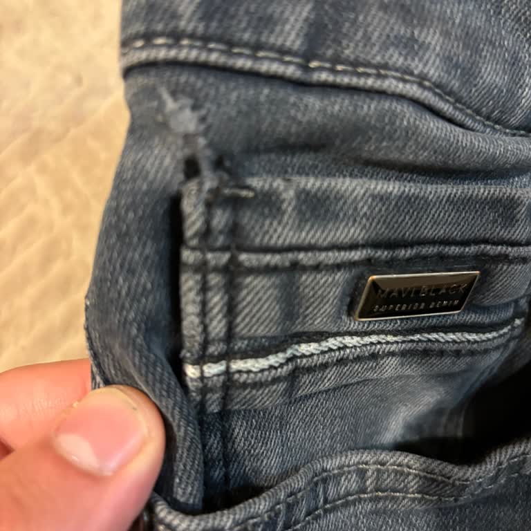 Kısa Sürede Deforme Olan Kot Pantolon İçin Değişim Talebi