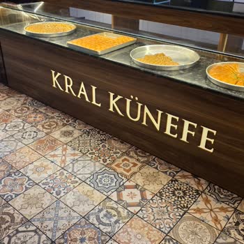 İlgisiz Personel Ve Uzun Bekleme Süresi Hayal Kırıklığı Yarattı