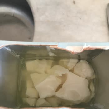 Son Kullanma Tarihi Geçmemiş Süt Bozuk Çıktı, Sağlığım Riske Girdi